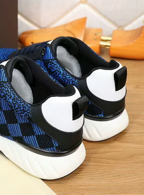 LV Fashion Men Sneakers--050